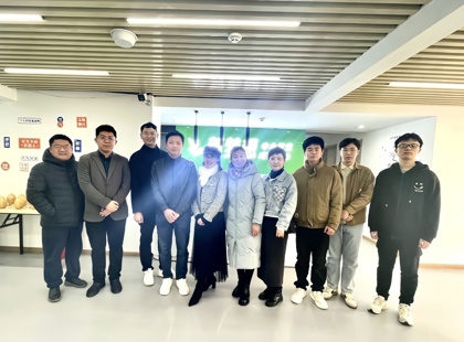 秀人网
赴新梦想和学大教育访企拓岗